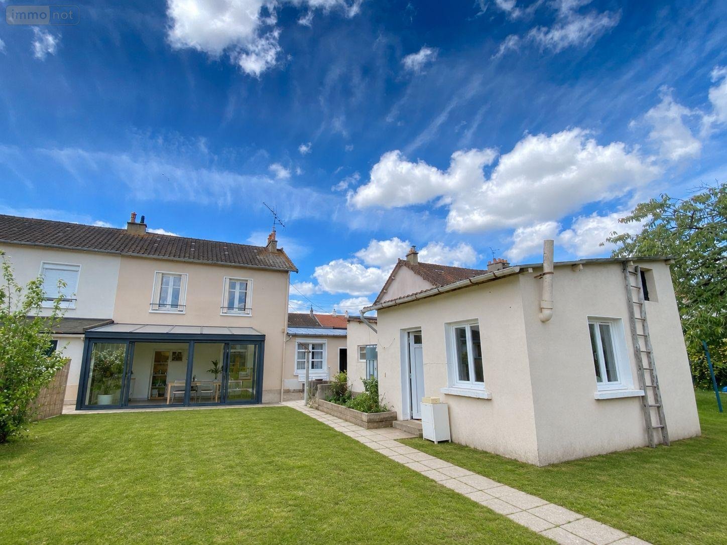 Maison a vendre Arnage 72230 Sarthe 101 m2  157500 euros