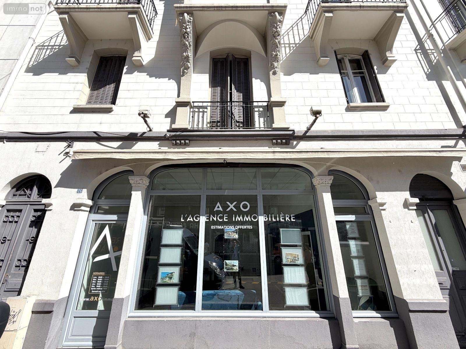 Location fonds et murs commerciaux Chambéry 73000 Savoie 77 m2  1000 euros