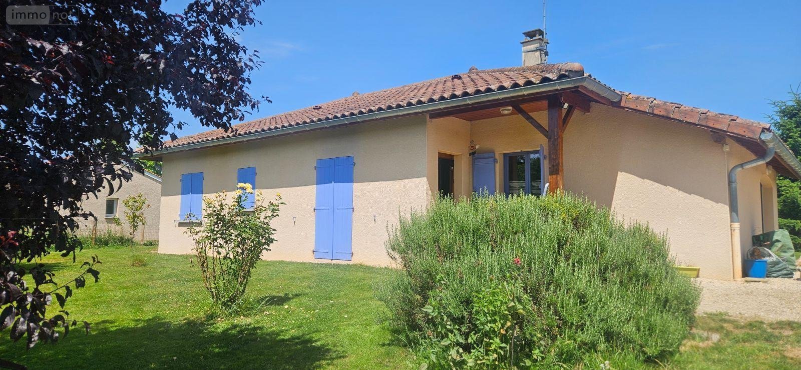 Location maison La Genête 71290 Saône-et-Loire 97 m2 2 pièces 820 euros