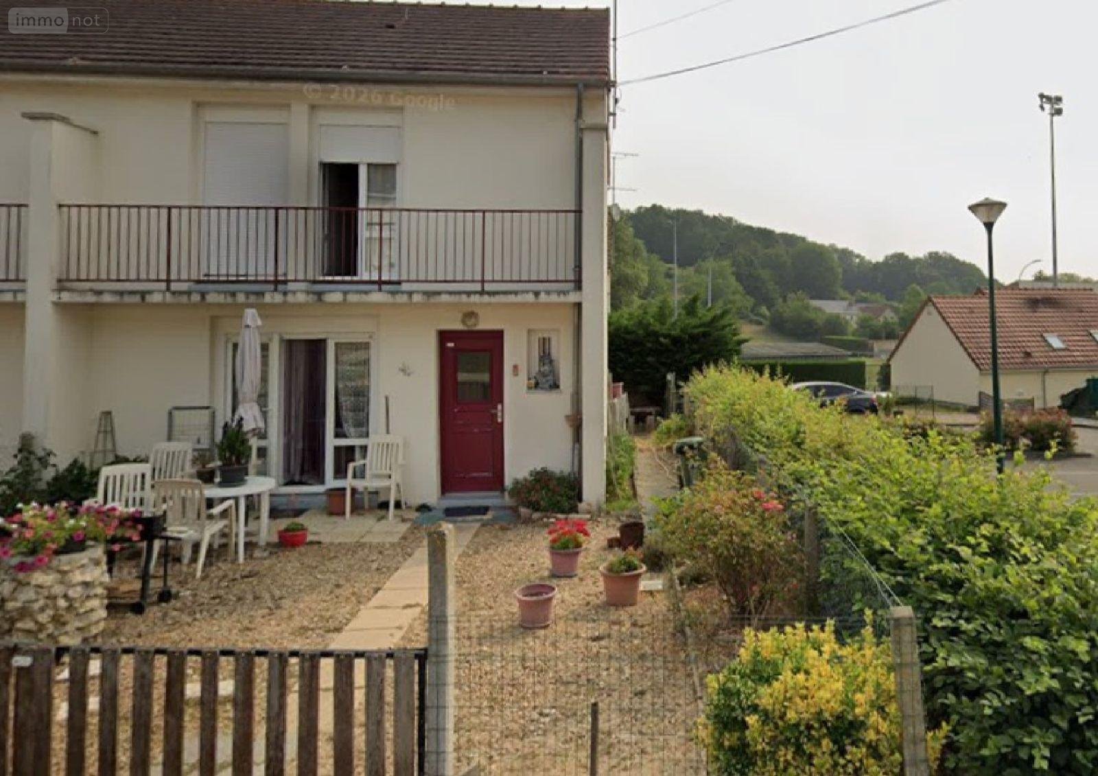 Location maison Bessé-sur-Braye 72310 Sarthe 83 m2 3 pièces 560 euros