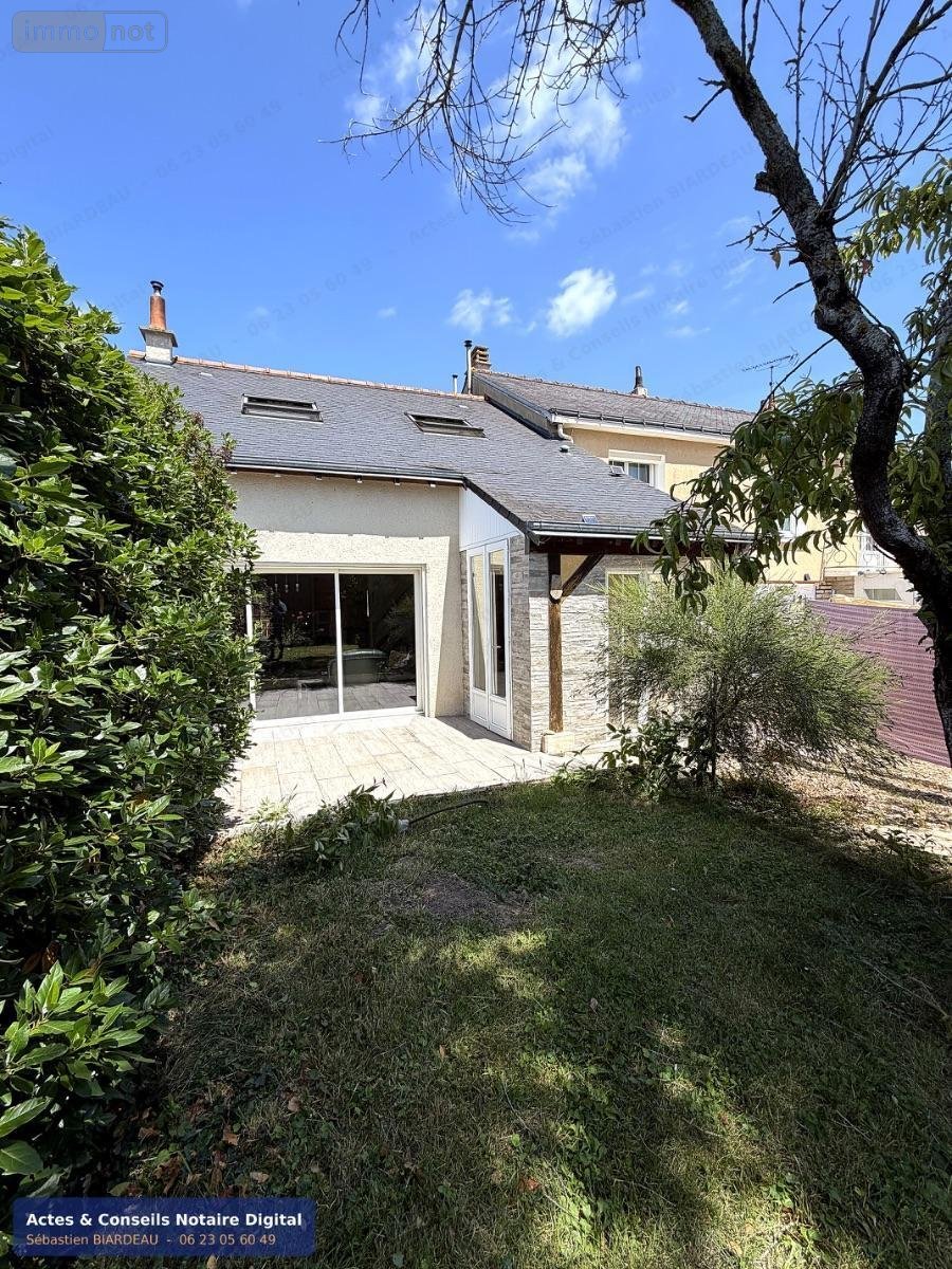 Maison a vendre Cinais 37500 Indre-et-Loire 212 m2  251900 euros