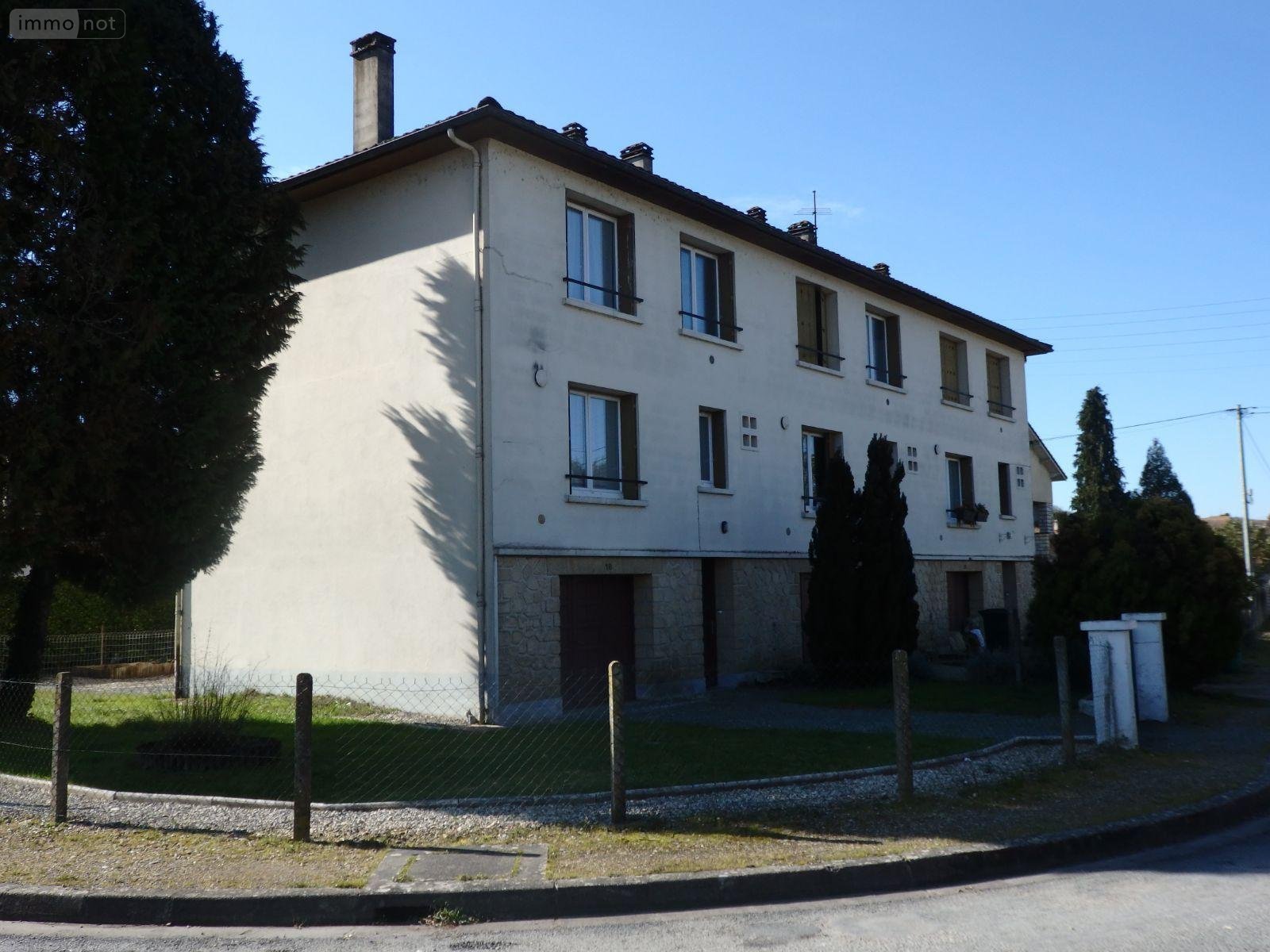 Immeuble a vendre Lalinde 24150 Dordogne 243 m2  299900 euros