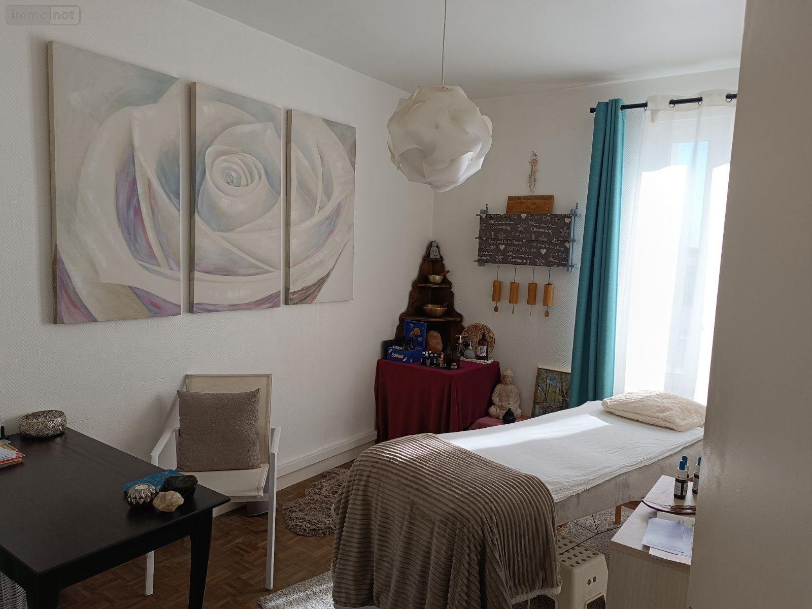 Location fonds et murs commerciaux Libourne 33500 Gironde 26 m2  430 euros