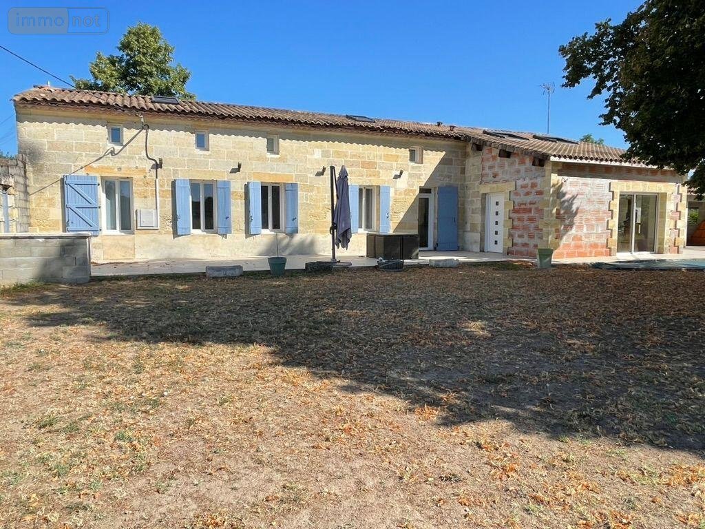 Maison a vendre Saint-Médard-de-Guizières 33230 Gironde 212 m2  349800 euros