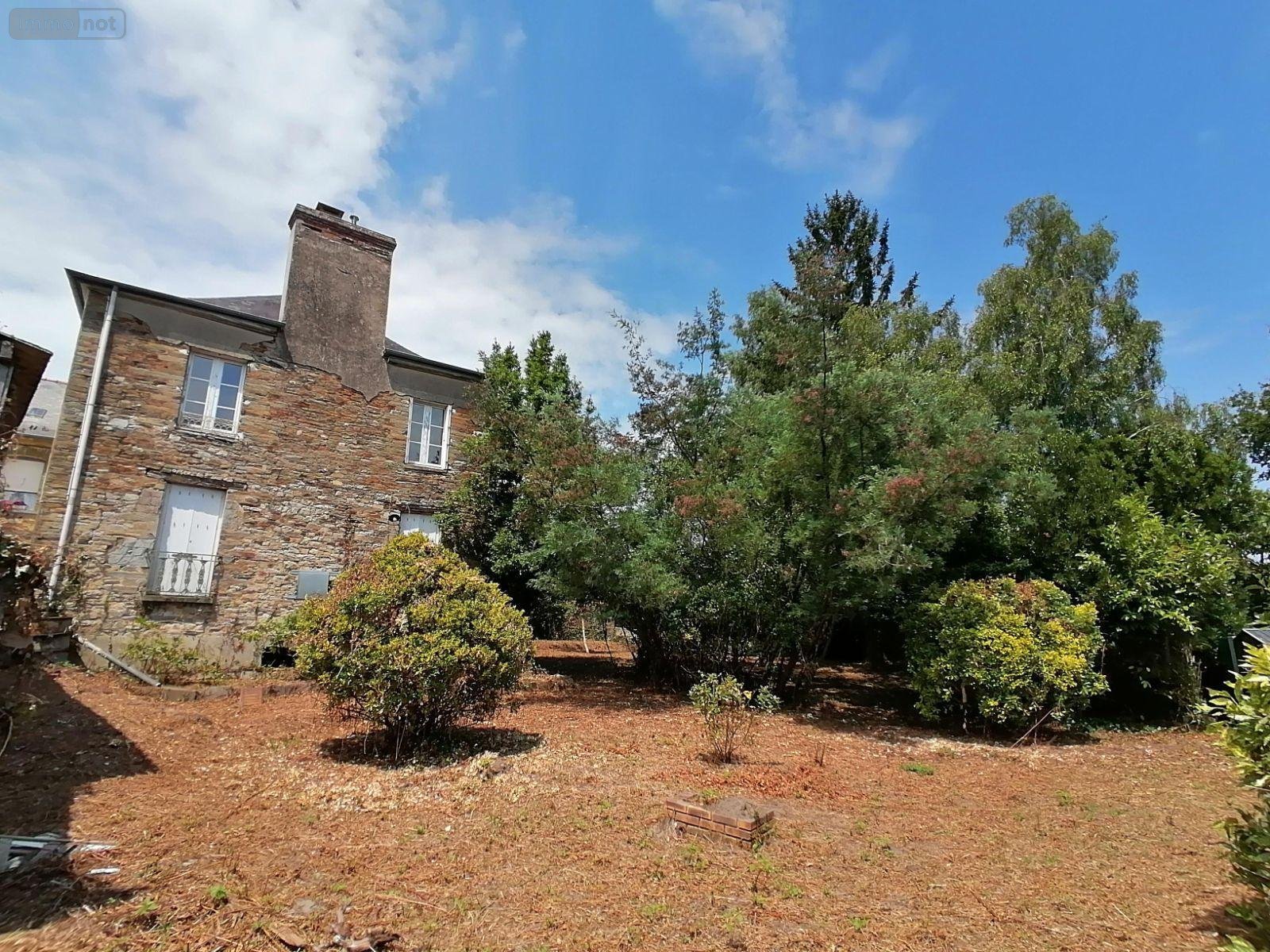 Immeuble a vendre Bain-de-Bretagne 35470 Ille-et-Vilaine 321 m2  312600 euros