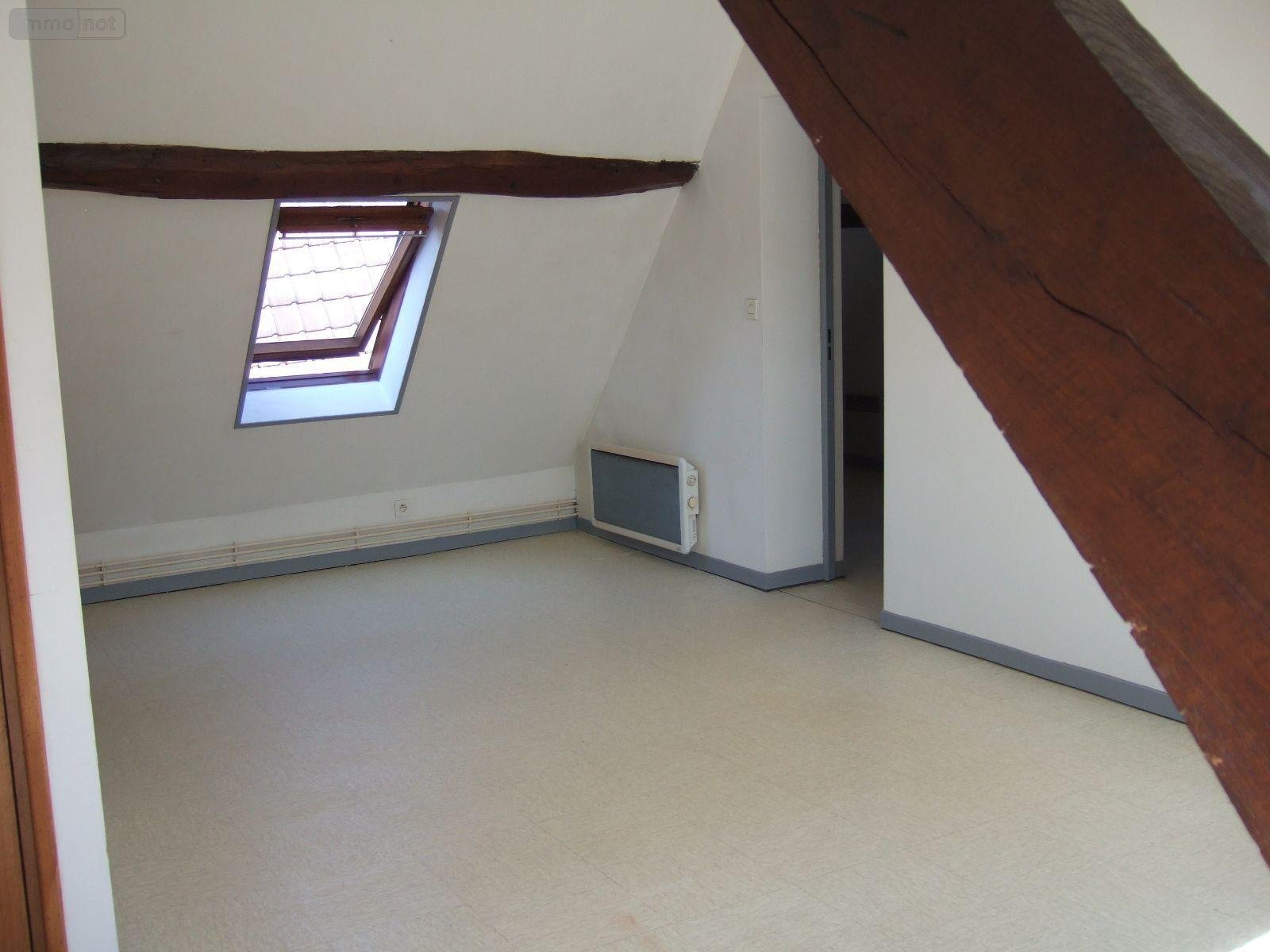 Location appartement Hesdin-la-Forêt 62140 Pas-de-Calais 77 m2 3 pièces 522 euros