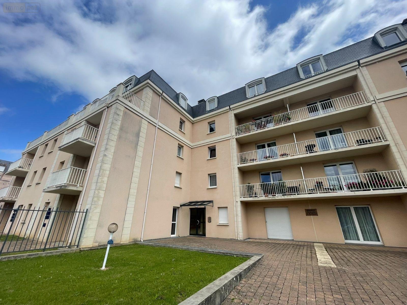 Appartement a vendre Falaise 14700 Calvados 93 m2 4 pièces 272480 euros