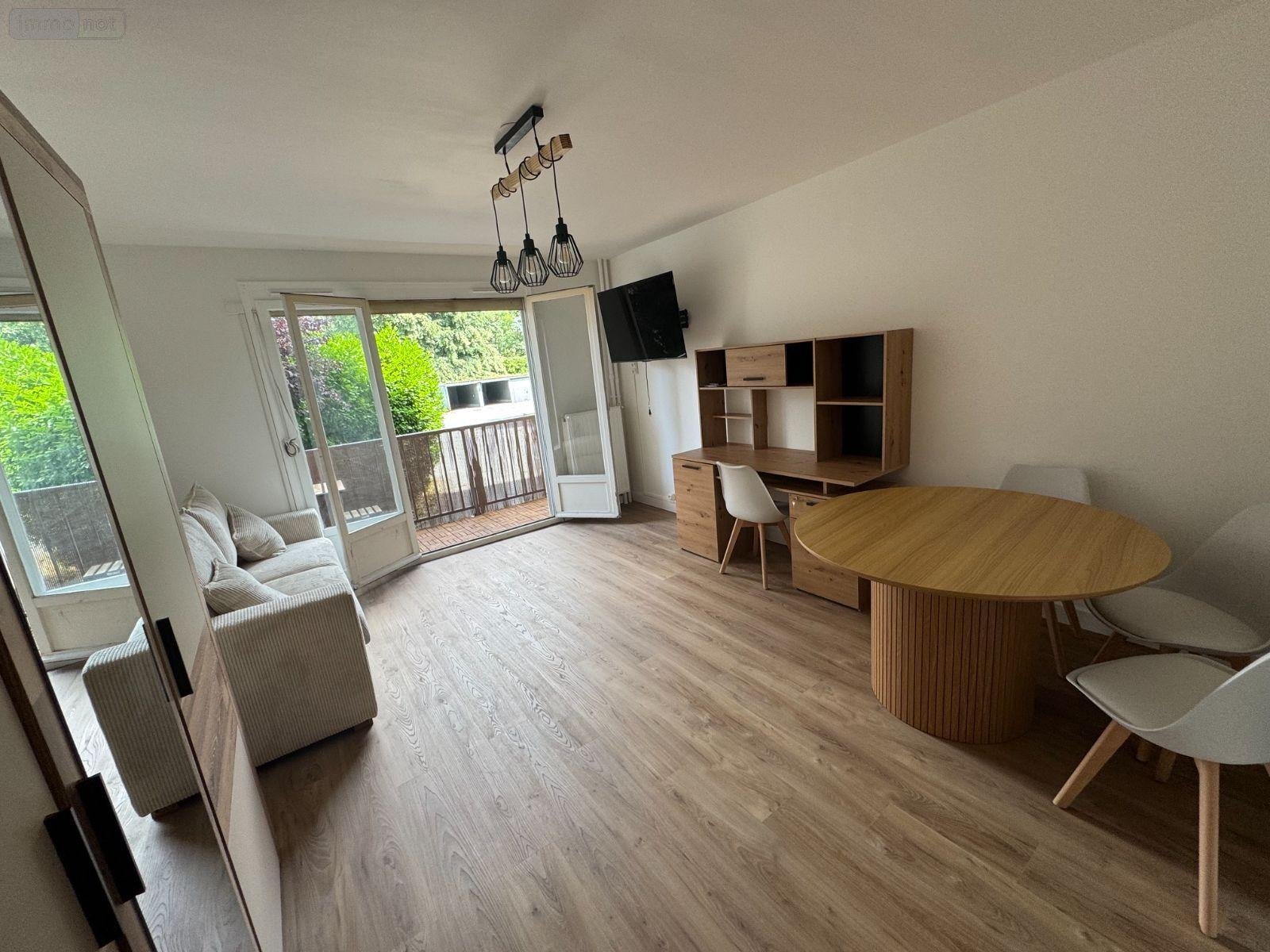 Location appartement Lille 59000 Nord 35 m2 1 pièce 820 euros
