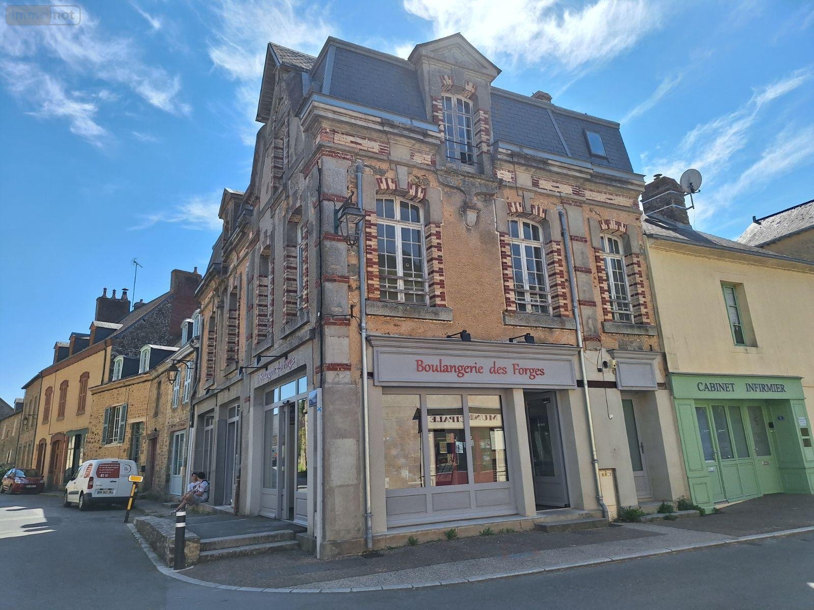 Immeuble a vendre Chailland 53420 Mayenne 350 m2  136500 euros
