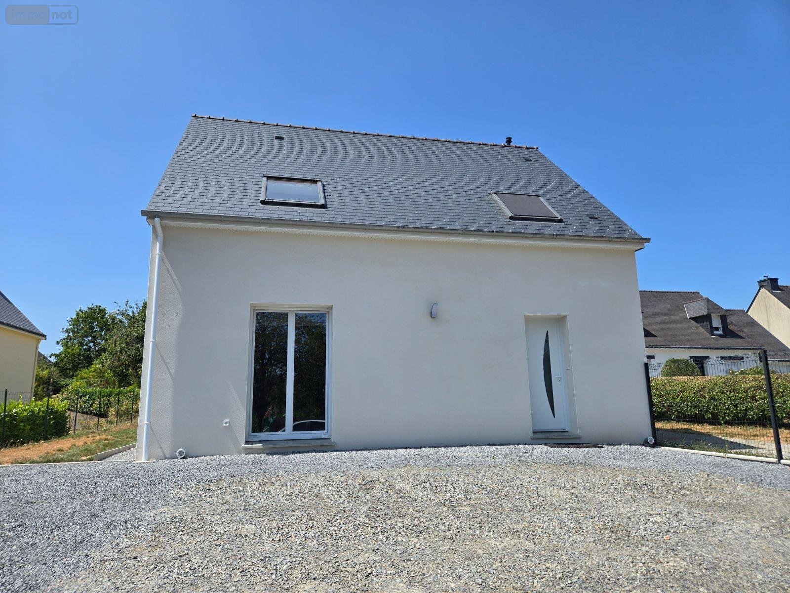 Location maison Rieux 56350 Morbihan 90 m2 5 pièces 990 euros