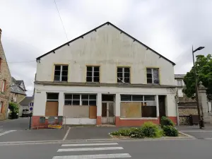 Immeuble - 50170 Pontorson