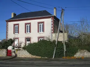 Immeuble - 72130 Montreuil-le-Chétif