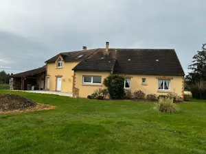 Maison - 89330 Verlin