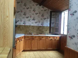 Immeuble - 89330 Saint-Julien-du-Sault
