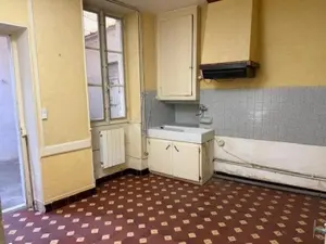 Maison - 18200 Saint-Amand-Montrond