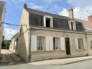 Maison - 18200 Saint-Amand-Montrond