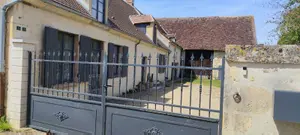 Maison - 18350 Charly
