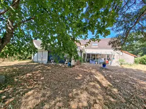 Maison - 03360 Isle-et-Bardais