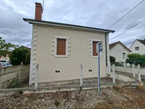 Maison - 18200 Saint-Amand-Montrond