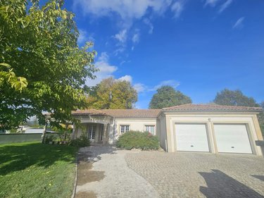 Location maison Grièges 01290 Ain 135 m2 4 pièces 1200 euros