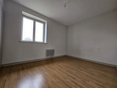 Location appartement Crottet 01620 Ain 81 m2 4 pièces 725 euros