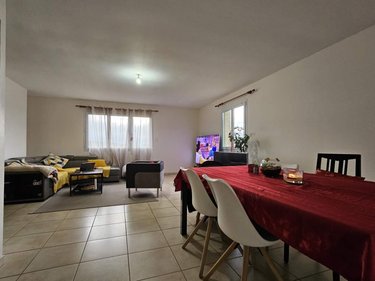 Location maison Hurigny 71870 Saône-et-Loire 143 m2 5 pièces 970 euros