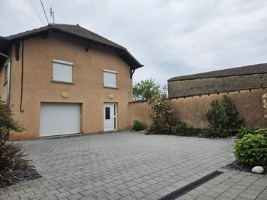 Location maison Feillens 01570 Ain 99 m2 4 pièces 980 euros