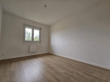 Location maison Feillens 01570 Ain 99 m2 4 pièces 980 euros