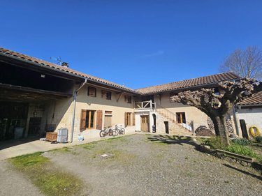 Maison a vendre Grièges 01290 Ain 154 m2 7 pièces 320250 euros