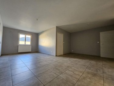 Location appartement Sancé 71000 Saône-et-Loire 84 m2 3 pièces 790 euros