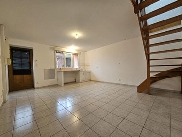 Location appartement Viré 71260 Saône-et-Loire 57 m2 3 pièces 550 euros