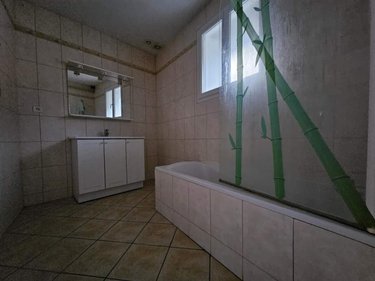 Location appartement Pont-de-Veyle 01290 Ain 84 m2 3 pièces 750 euros