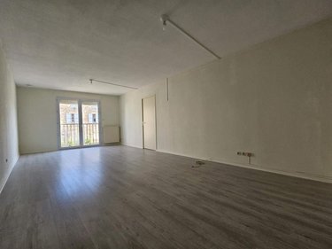 Location appartement Saint-Laurent-sur-Saône 01750 Ain 70 m2 3 pièces 730 euros