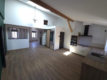 Location appartement Saint-Laurent-sur-Saône 01750 Ain 99 m2 3 pièces 890 euros