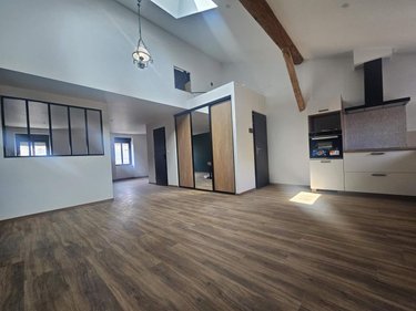 Location appartement Saint-Laurent-sur-Saône 01750 Ain 99 m2 3 pièces 890 euros