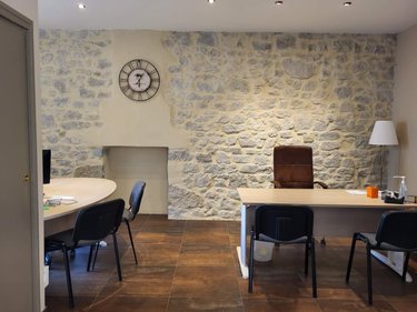 Fonds et murs commerciaux a vendre Culoz Béon 01350 Ain 43 m2  89000 euros