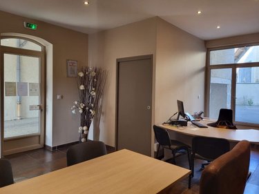 Fonds et murs commerciaux a vendre Culoz Béon 01350 Ain 43 m2  89000 euros