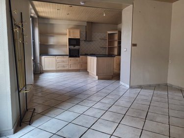 Location maison Artemare 01510 Ain 130 m2 5 pièces 920 euros