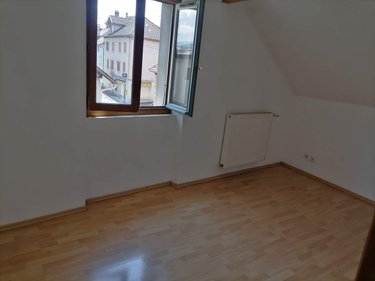 Location appartement Belley 01300 Ain 45 m2 3 pièces 504 euros