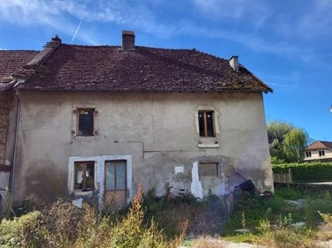 Maison a vendre Magnieu 01300 Ain 147 m2 8 pièces 115000 euros