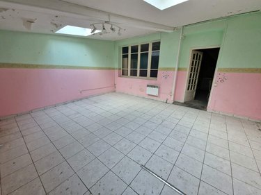 Immeuble a vendre Guise 02120 Aisne 580 m2  157500 euros