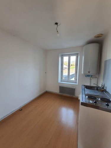 Location appartement Étreux 02510 Aisne 46 m2 4 pièces 450 euros