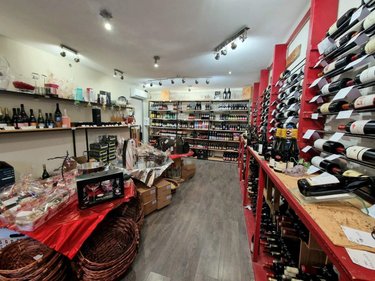 Fonds et murs commerciaux a vendre Boué 02450 Aisne 260 m2  158500 euros