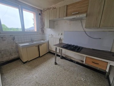 Immeuble a vendre La Neuville-lès-Dorengt 02450 Aisne 297 m2  116500 euros