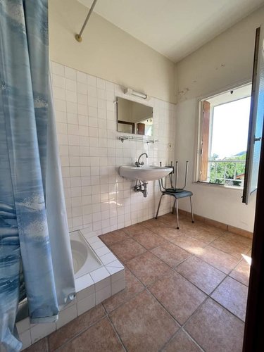 Maison a vendre Remollon 05190 Hautes-Alpes 140 m2 6 pièces 117000 euros
