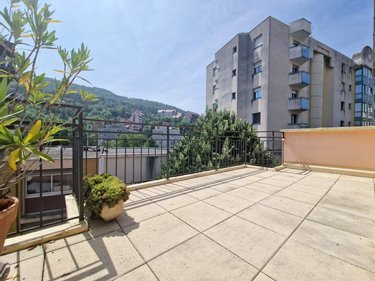 Immeuble a vendre Gap 05000 Hautes-Alpes 160 m2  337000 euros