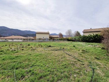 Terrain a batir a vendre Tallard 05130 Hautes-Alpes 1958 m2  245000 euros