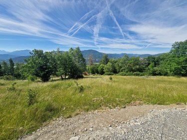Terrain a batir a vendre La Bâtie-Neuve 05230 Hautes-Alpes 1185 m2  138000 euros