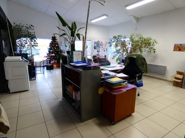 Fonds et murs commerciaux a vendre Warmeriville 51110 Marne 256 m2  228400 euros