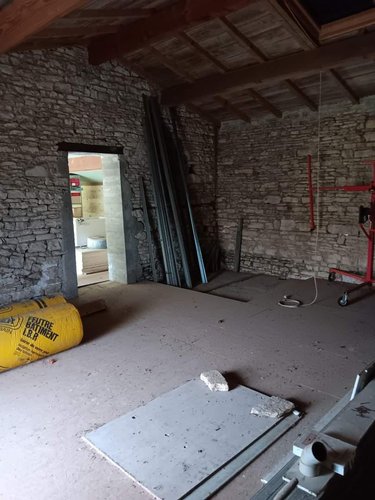 Maison a vendre Saintes 17100 Charente-Maritime 500 m2 22 pièces 415000 euros